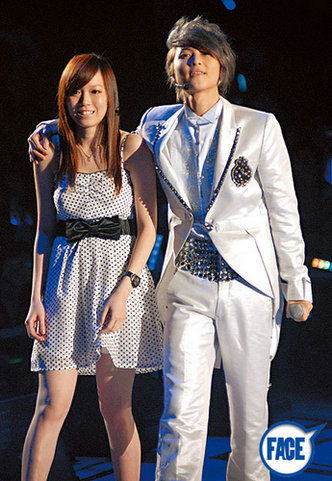 <em>黄日华</em>的<em>女儿</em>