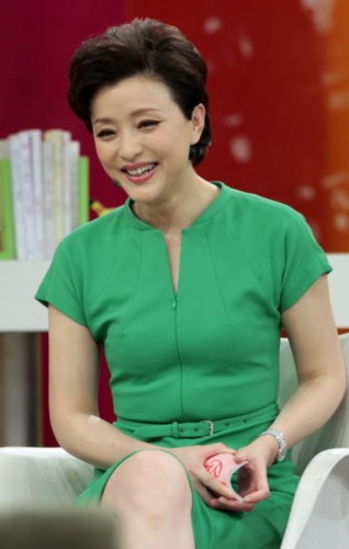 图文:<em>天下女人</em>李小璐谈恋情 揭杨幂<em>刘亦菲</em>霍思