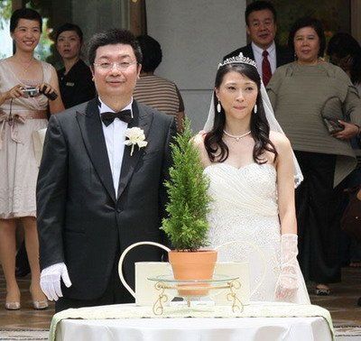 和老总结婚的_结婚请柬老总怎么写