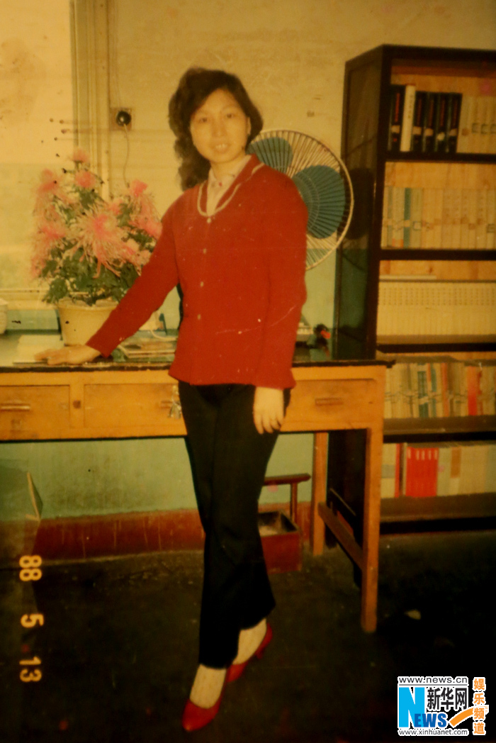 曝妈妈年轻时老照片