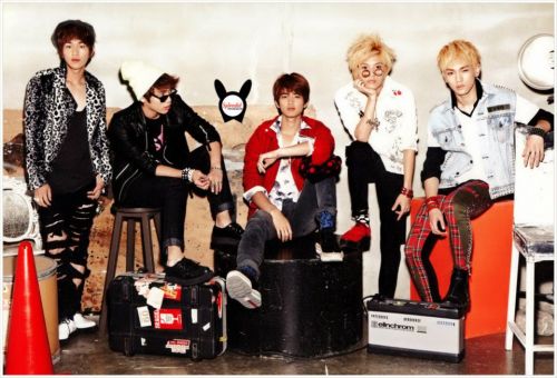 图文:SHINee<em>少女时代</em>东方神起SJ岚<em>SMAP</em>日韩