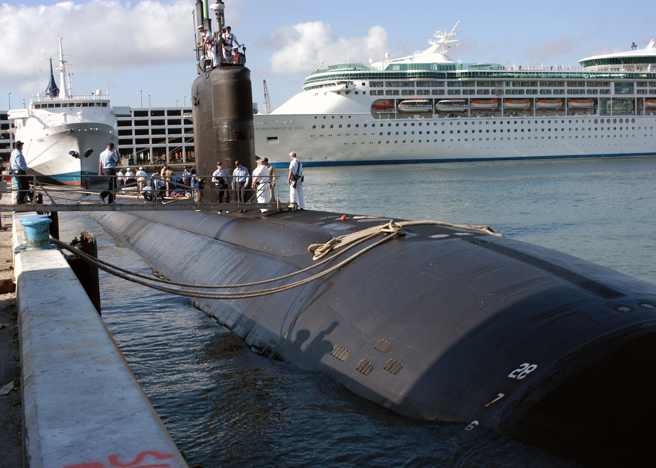 新闻台 新闻中心  综合外媒5月23日报道,美国一艘正在维护的核潜艇