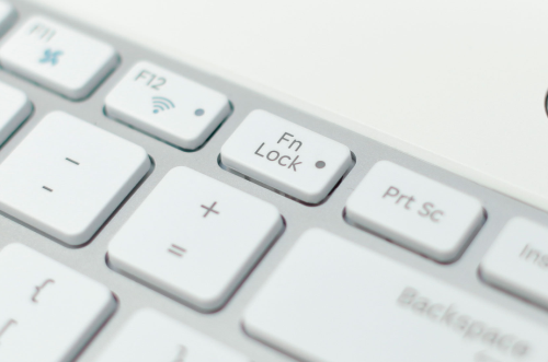 怎么一键让电脑关机 1050074062786218692.jpg