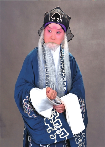 京剧名家朱强:京剧进校园不能盲目地免费送票