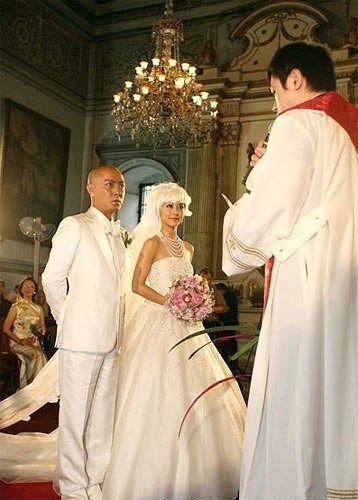 2,張衛健結婚時年齡:44歲