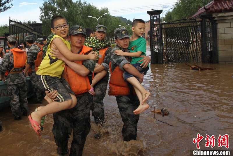 北京房山受洪水围困的400多名师生获救__教育