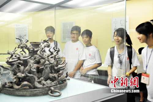 200名香港学生到湖北参访了解国情(图) __教育
