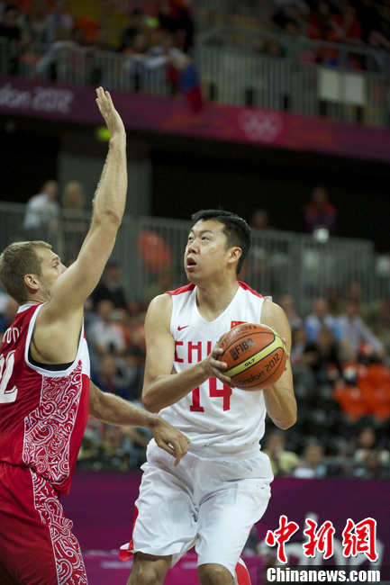 中国男篮不敌俄罗斯 奥运遭遇两连败