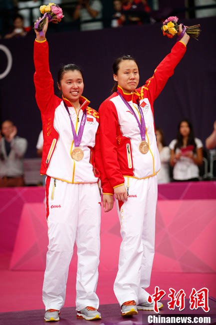 奥运会<em>羽毛球女子双打</em> 日本组合摘银_新闻中心