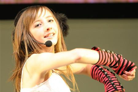 14岁超萌<em>美少女</em>疑裸照外流(图)_新闻中心_<em>中国</em>