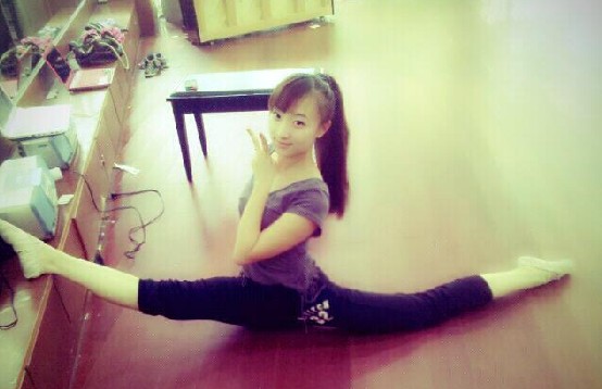 佛系少女舞蹈视频成年人 7484861476662168770.jpg