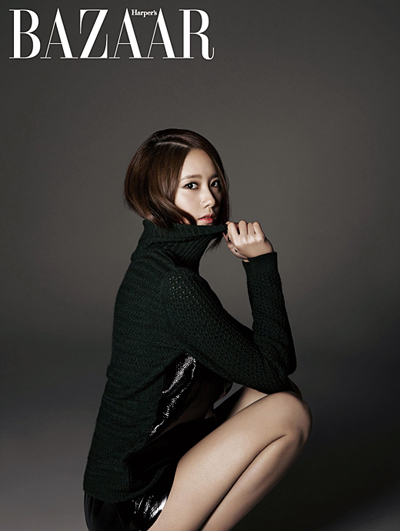 韩国<em>少女时代成员允儿</em>画报中大秀腹肌_面包超