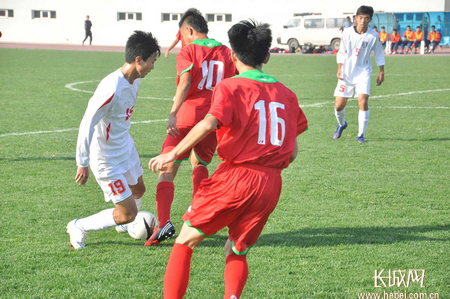 2012全国中学生足球锦标赛秦皇岛开赛 比赛7