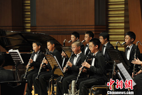 四川星翰少年单簧管室内乐团举行专场音乐会