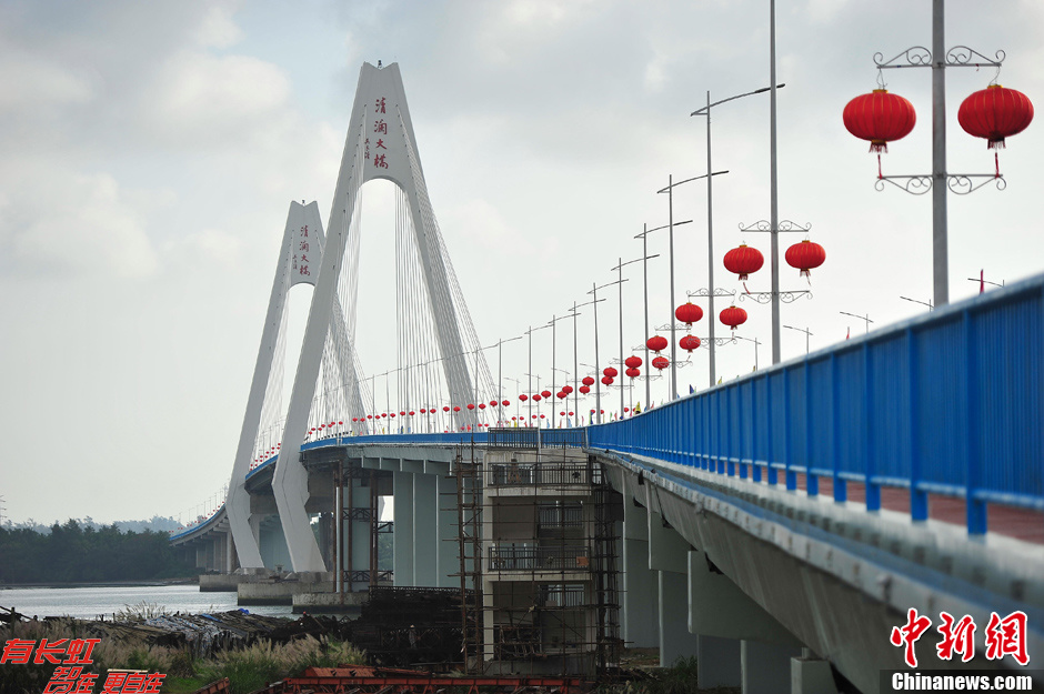 海南第二座跨海大桥清澜大桥建成通车
