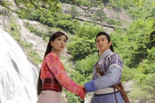传<em>马苏</em>与吴奇隆深夜同居 海量亲密照曝光[图]_