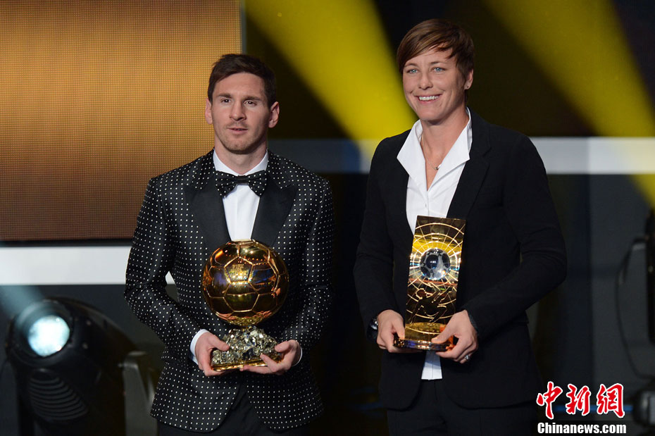 FIFA年度颁奖礼举行 博斯克获最佳男足教练