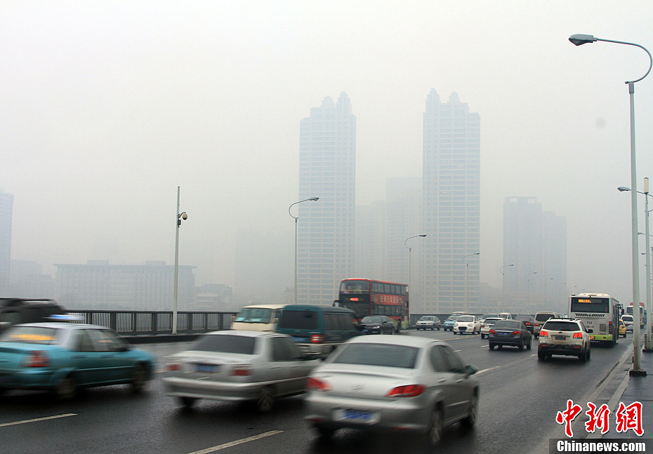 武汉开年首月遭遇近30天雾霾天气