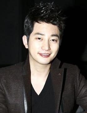 朴施厚涉强奸案目击者:女方很清醒自己能下楼