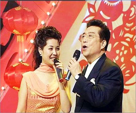 李双江夫妇照片_李双江夫妇的收入(3)