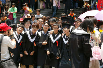 台湾大学毕业生89%抢就业 台大学历凸显尴尬