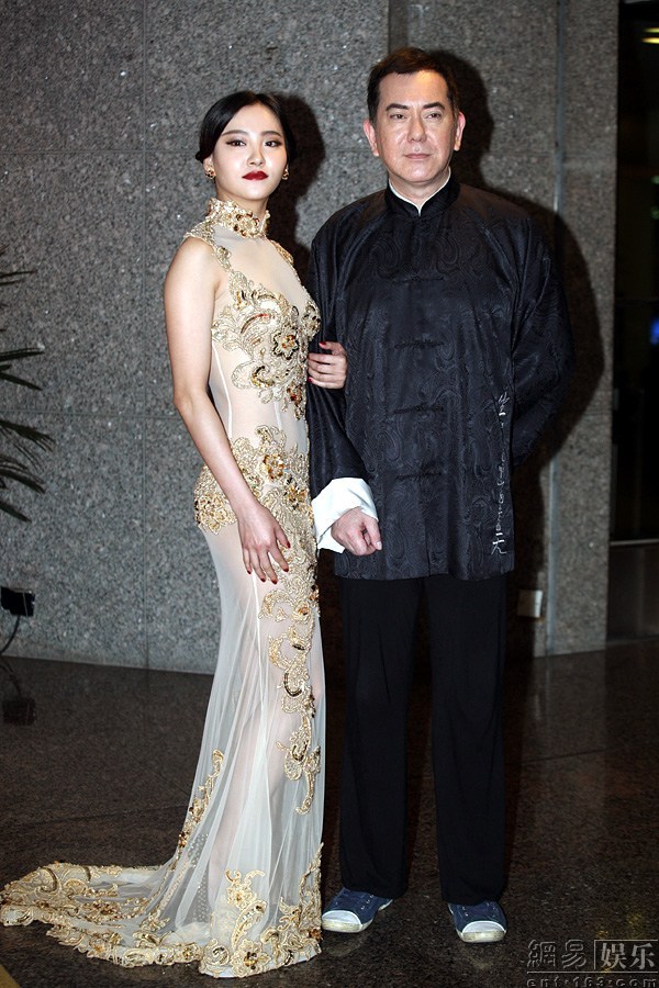 周楚楚让黄秋生美了个够(图) - 陈芝麻烂谷子 - 星光灿烂