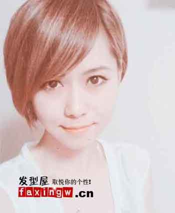 女生瘦脸帅气短发 <em>妩媚女王</em>范儿_娱乐中心_中