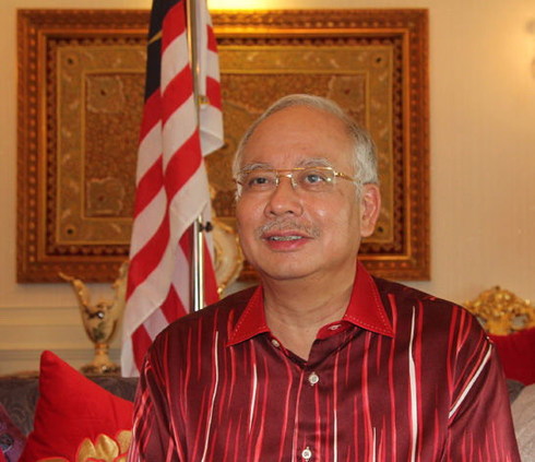 马来西亚大选结果出炉 执政联盟以微弱优势获