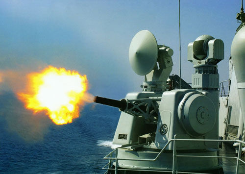 兰州舰主炮技师:用100毫米主炮打下来袭导弹