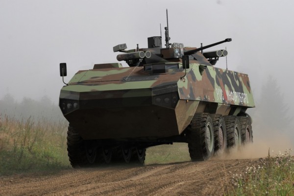 绰号回旋镖:俄军即将曝光最新型轮式战车