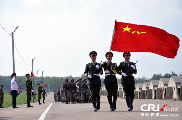 中国阅兵式2013高清完整版