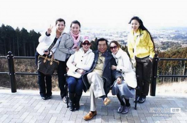 图揭李双江高徒们:<em>谭晶</em>阎维文皆是其弟子_新闻