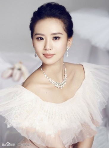 气质女星是谁 5861654039320478406.jpg