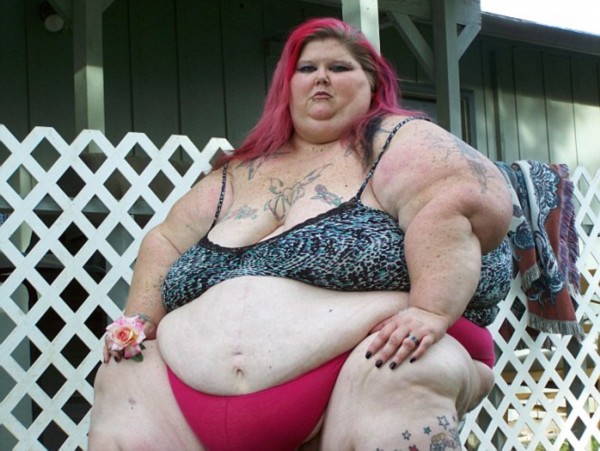 美国三<em>女子</em>重超<em>千斤</em>建胖妞社区揽金_新闻中心