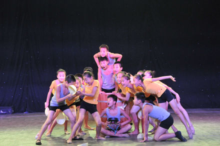 舞蹈剧《山里娃》:从贫困山区走向艺术殿堂