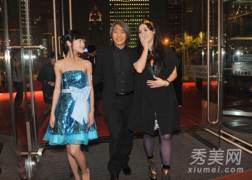 <em>周星驰</em>16岁干女儿徐娇晒照卖萌(图)_娱乐中心