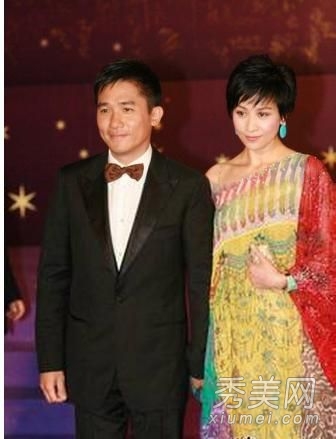 当年刘嘉玲被黑帮绑架拍下裸照,梁朝伟对她不离不弃,而刘嘉玲绯