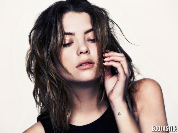 《<em>美少女的谎言</em>》女星艾什莉本森最新写真 变