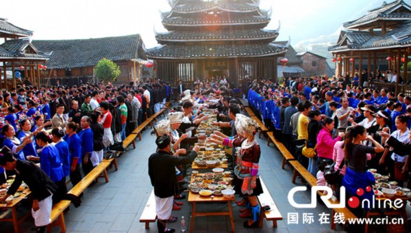 广西三江侗族人民喜迎农历马年(高清组图)