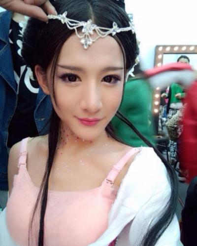 最美伪娘走红网络 女装扮相<em>秒杀女</em>明星