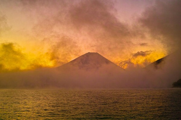 富士山高清摄影 不放弃的句子