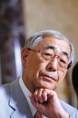 渡边淳一青年时弃医从文 死亡是创作母题(图)