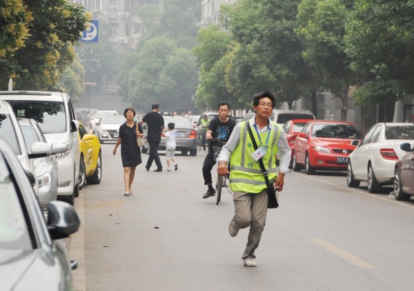 南京开征史上最贵停车费 每小时20元