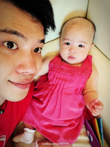  黄毅清 网 晒离婚协议书  嘲讽黄奕不放过炒作机