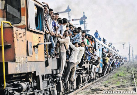 印度欲引进外资改善铁路系统 将建造首条高铁