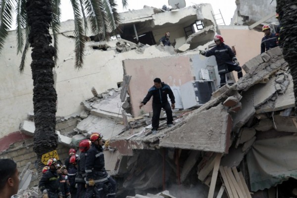 摩洛哥三幢居民楼倒塌 至少4人死亡50人受伤