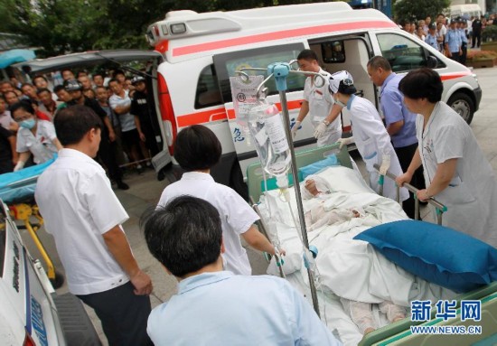 昆山爆炸事故已有伤员向上海医院转运