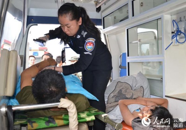 昭通机场已转运鲁甸地震伤员433人次