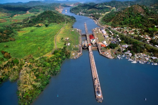 巴拿马将推扩建运河新项目