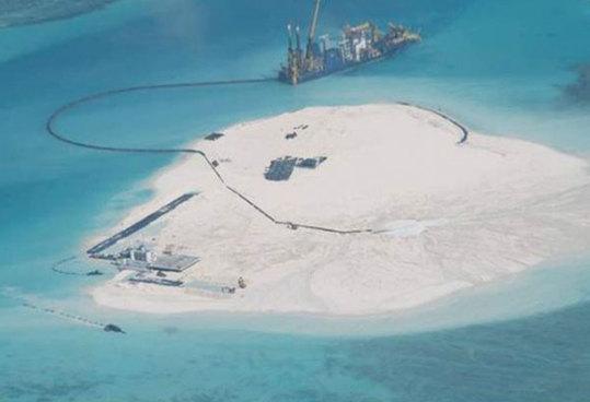 菲媒:中国在赤瓜礁建人工岛 进入绿化阶段(图)